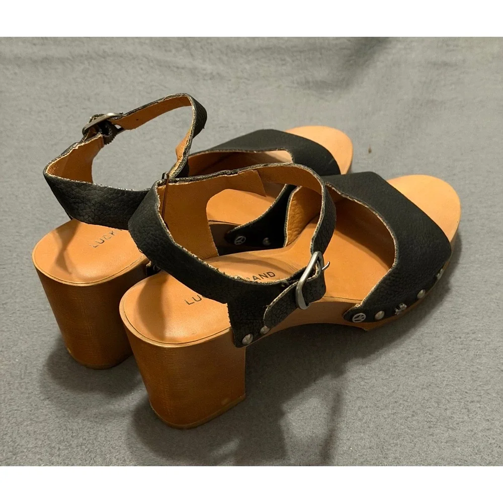 Lucky Brand Black Leather Wooden Block Heel Studded Ankle Strap Sandals 7M 37.5